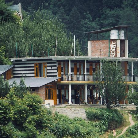 Yellowjackets Hostel Tosh Exterior foto