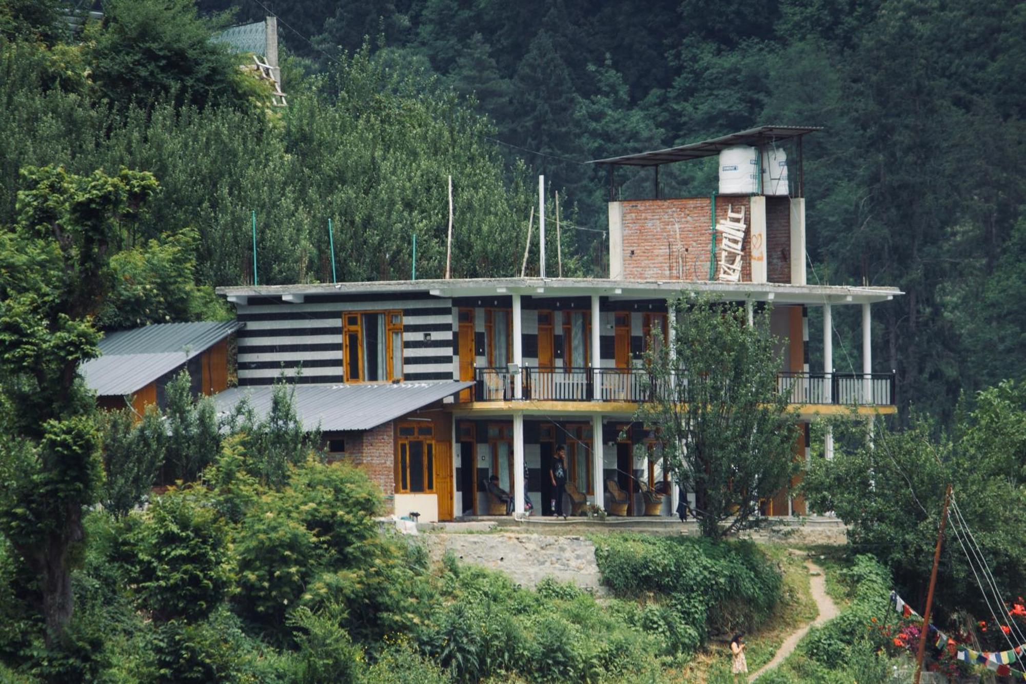 Yellowjackets Hostel Tosh Exterior foto