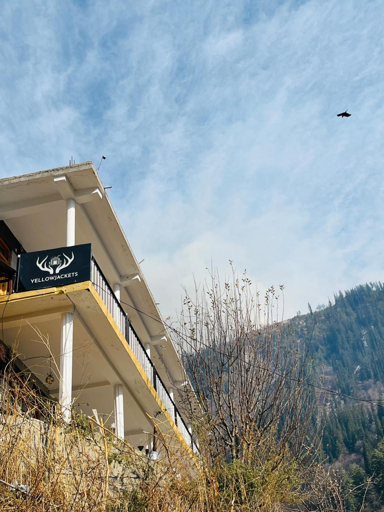 Yellowjackets Hostel Tosh Exterior foto
